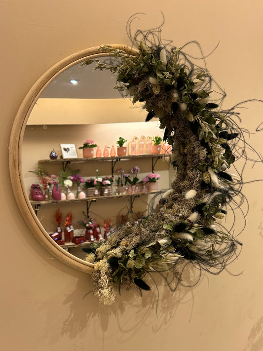 Miroir de fleurs séchées